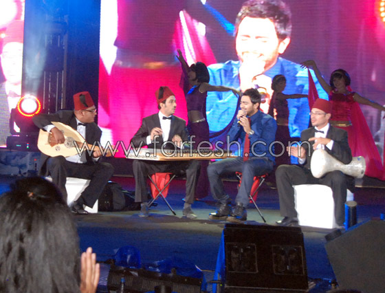 أكثر من 10 آلاف مشاهد في حفل تامر حسني في مارينا صورة رقم 8 أكثر من 10 آلاف مشاهد في حفل تامر حسني في مارينا صورة رقم 8