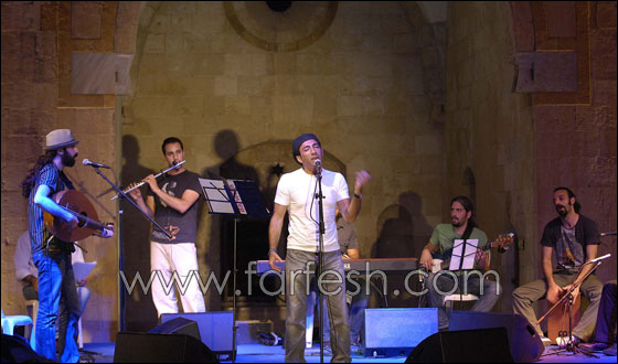 درويش يجمع عيسى غندور وزياد سحاب في دير القمر   صورة رقم 4