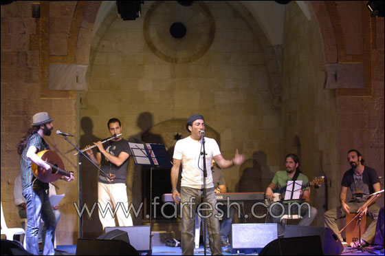 درويش يجمع عيسى غندور وزياد سحاب في دير القمر   صورة رقم 6