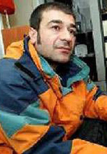 والد لبناني يتسلم رأس ابنته التي اختطفت وقتلت قبل سنوات صورة رقم 1