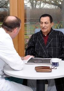 الرئيس المصري مبارك لن يعيش أكثر من سنة بسبب مرضه صورة رقم 1