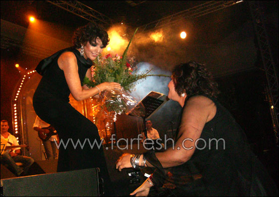 سميرة سعيد تغني للهاي كلاس  صورة رقم 3