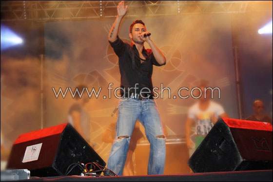 جاد شويري يشعل مسرح كازبلانكا رقصا  صورة رقم 5