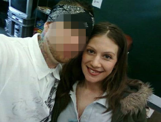 بعد 14 سنة التقت إبنها.. فتحركت مشاعرها النوعية واغتصبته!! صورة رقم 2 بعد 14 سنة التقت إبنها.. فتحركت مشاعرها النوعية واغتصبته!! صورة رقم 2