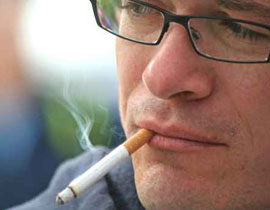 ايران تمنع المدخنين من تولي الوظائف العليا! صورة رقم 1