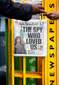 الجاسوسة الروسية الساحرة تتلقى عرضاً لفيلم اباحي!! صورة رقم 1 الجاسوسة الروسية الساحرة تتلقى عرضاً لفيلم اباحي!! صورة رقم 1