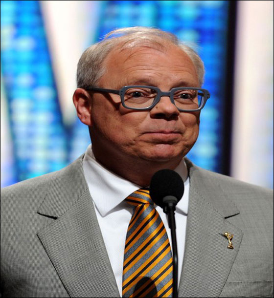 منح جائزة ايمي التقديرية للامريكي جورج كلوني!  صورة رقم 16