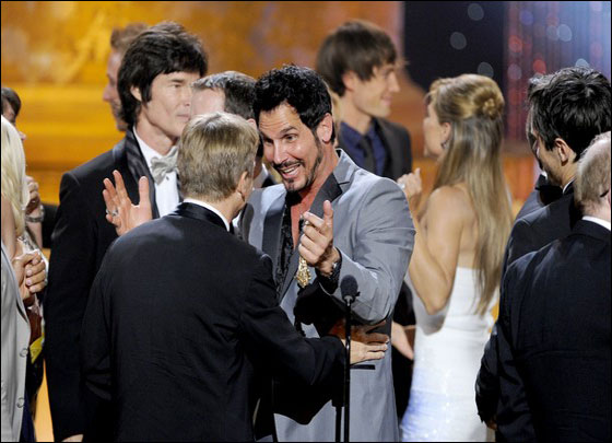 منح جائزة ايمي التقديرية للامريكي جورج كلوني!  صورة رقم 27