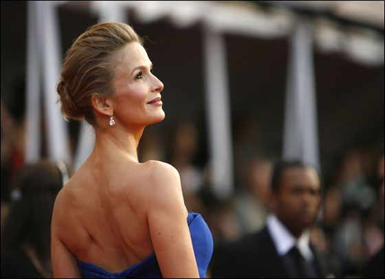 منح جائزة ايمي التقديرية للامريكي جورج كلوني!  صورة رقم 42