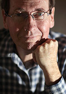 طبيب مصاب بسرطان الجلد يطالب بحقه بالموت الرحيم! صورة رقم 1