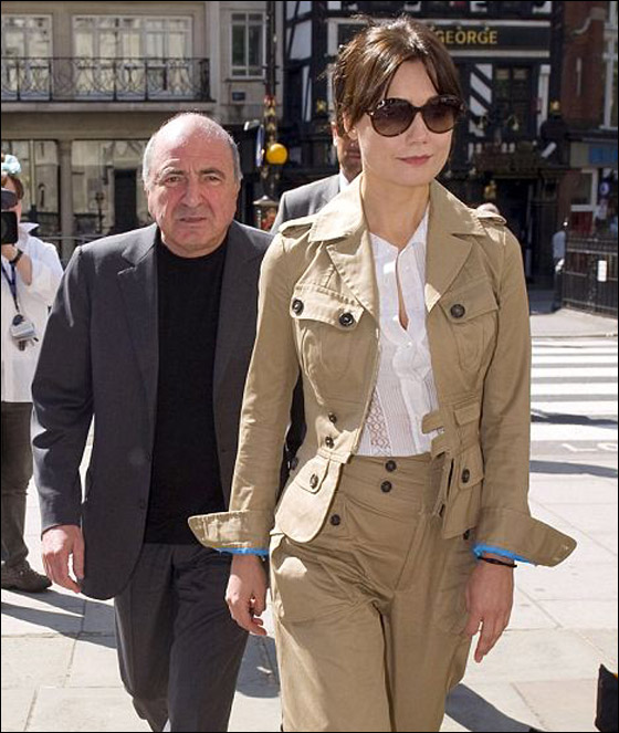 أضخم تسويات الطلاق.. 154 مليون دولار لزوجة ملياردير!!    صورة رقم 2