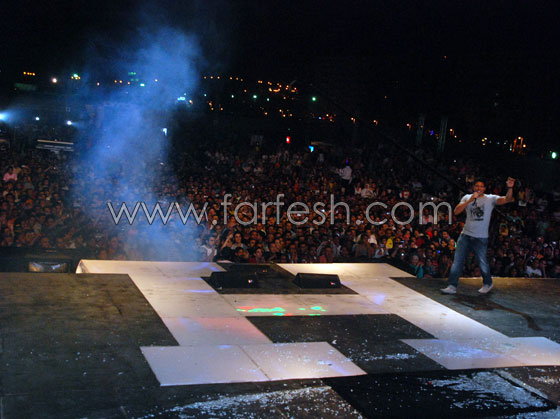 حماقي يشعل بورتو جولف مارينا ومحمد فؤاد يفاجىء الجمهور  صورة رقم 7