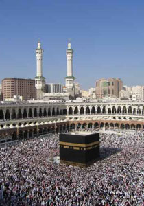 الضفة الغربية: منع قراءة آيات من القرآن قبل الآذان!! صورة رقم 1