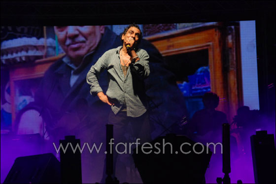 محمد منير يطالب الشباب بتغيير أنفسهم في حفله بزمردة!  صورة رقم 19