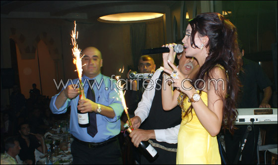 دومينيك حوراني.. أميرة في قصر الشاطر حسن! صورة رقم 8 دومينيك حوراني.. أميرة في قصر الشاطر حسن! صورة رقم 8