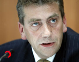 الاسلام سبب طرد رينيه شتادتكيفيتز! صورة رقم 1 الاسلام سبب طرد رينيه شتادتكيفيتز! صورة رقم 1