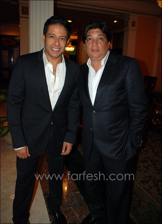 عمرو دياب مفاجأة حفل زفاف الملحن محمد يحيى صورة رقم 3 عمرو دياب مفاجأة حفل زفاف الملحن محمد يحيى صورة رقم 3