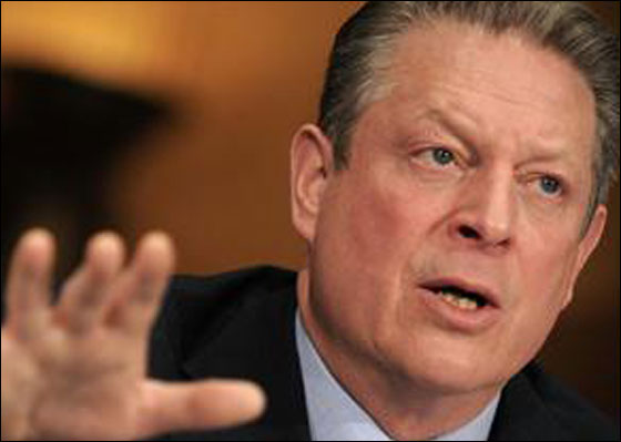 الشرطة تستجوب آل غور وتتهمه بالتحرش النوعي!!  صورة رقم 6