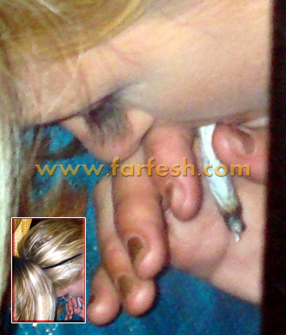 بعد أن ترتديهم مرة واحدة.. هيلتون تهدي ملابسها لصديقاتها صورة رقم 33 بعد أن ترتديهم مرة واحدة.. هيلتون تهدي ملابسها لصديقاتها صورة رقم 33