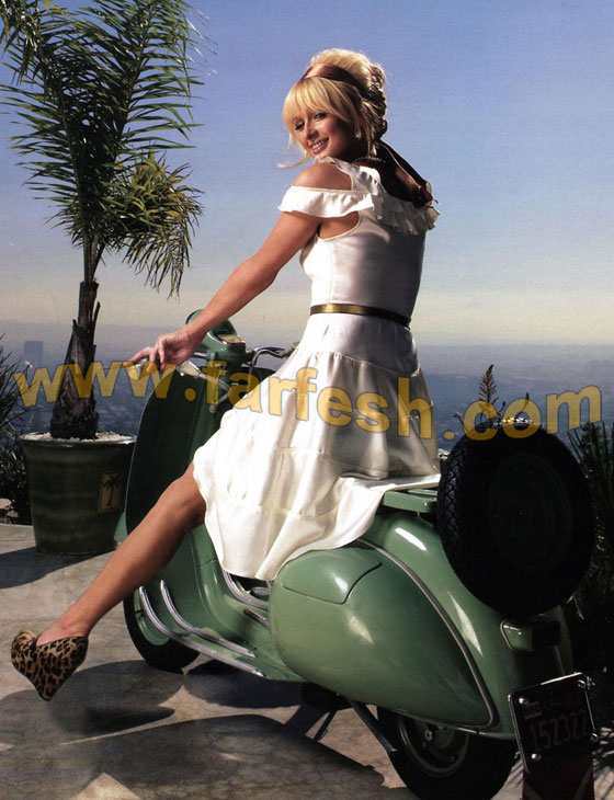 بعد أن ترتديهم مرة واحدة.. هيلتون تهدي ملابسها لصديقاتها صورة رقم 25 بعد أن ترتديهم مرة واحدة.. هيلتون تهدي ملابسها لصديقاتها صورة رقم 25