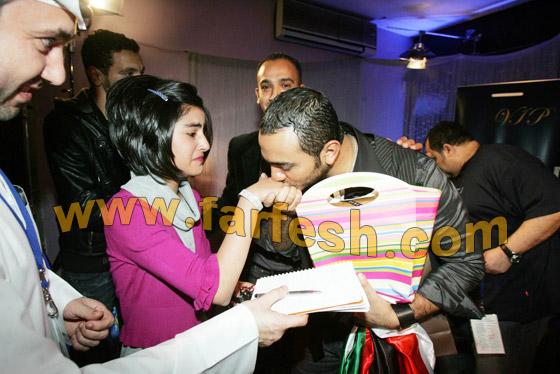 لماذا هاجم الكثير من الكتاب والإعلاميين الفنان تامر حسني؟ صورة رقم 10 لماذا هاجم الكثير من الكتاب والإعلاميين الفنان تامر حسني؟ صورة رقم 10