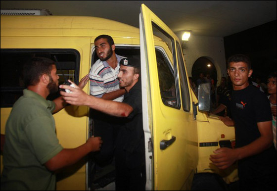 بعد إطلاق صاروخ على اسرائيل.. غارات اسرائيلية على غزة    صورة رقم 2