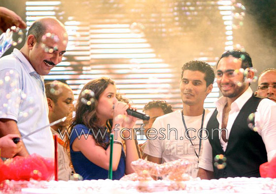 تامر حسني يتوقف عن الغناء ليشكر الجمهور الليبي صورة رقم 11 تامر حسني يتوقف عن الغناء ليشكر الجمهور الليبي صورة رقم 11