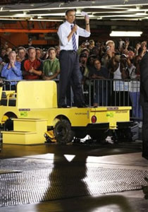 فرصة نادرة جدا.. السماح للرئيس أوباما بقيادة سيارة!! صورة رقم 1 فرصة نادرة جدا.. السماح للرئيس أوباما بقيادة سيارة!! صورة رقم 1