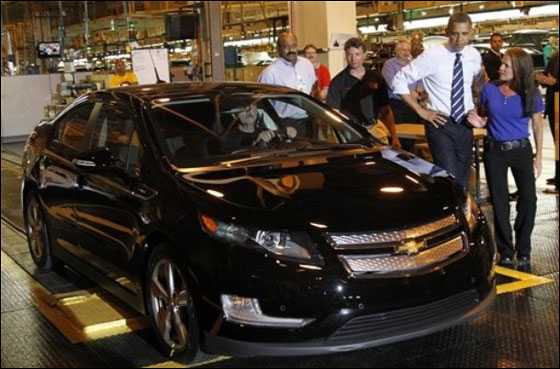 فرصة نادرة جدا.. السماح للرئيس أوباما بقيادة سيارة!! صورة رقم 14 فرصة نادرة جدا.. السماح للرئيس أوباما بقيادة سيارة!! صورة رقم 14