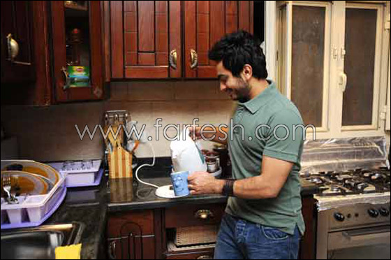 بالصور.. يوم في بيت تامر حسني!!!  صورة رقم 10