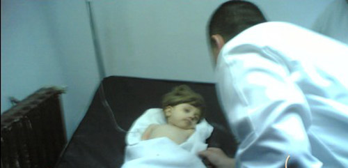 طفلة قضت 7 ساعات في بئر عمقها 20 متراً وقطرها 27 سم!!        صورة رقم 7