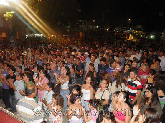 رغم التهديدات.. مي مطر تحيي مهرجان حراجل!  صورة رقم 15