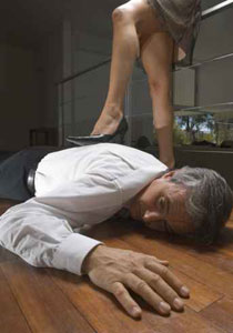 كيد النساء: اكتشف خيانة زوجته فوثقته بالحبال في السرير وطعنته! صورة رقم 1 كيد النساء: اكتشف خيانة زوجته فوثقته بالحبال في السرير وطعنته! صورة رقم 1