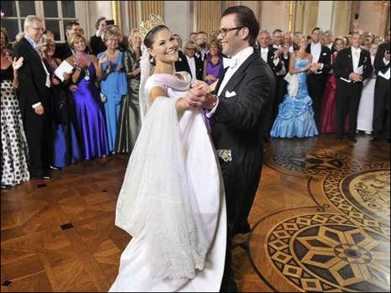 الاميرة فكتوريا متهمة بالفساد!!  صورة رقم 10