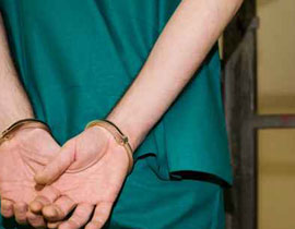 منعها ابنها من التسول فاردته قتيلا! صورة رقم 1 منعها ابنها من التسول فاردته قتيلا! صورة رقم 1