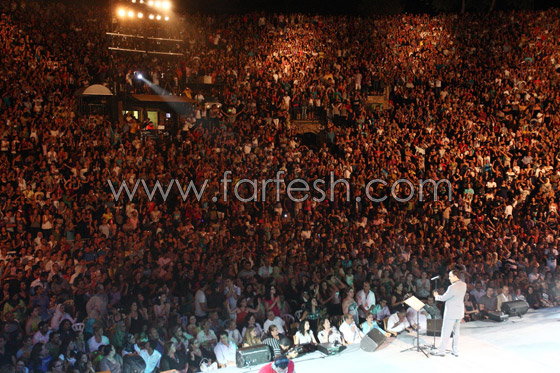  الرباعي يبهر التونسيين في قرطاج وخيبة للذين لم يجدوا أمكنة         صورة رقم 5