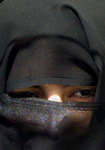 أمريكي يؤجر ربيبته بـ500 ريال في الأسبوع! صورة رقم 1