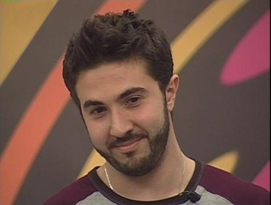 محمود شكري يضرب عن الطعام وحالته الصحية في تدهور!        صورة رقم 2