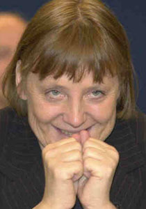 ميركل تتفوق على ساركوزي وكاميرون في الراتب صورة رقم 1 ميركل تتفوق على ساركوزي وكاميرون في الراتب صورة رقم 1