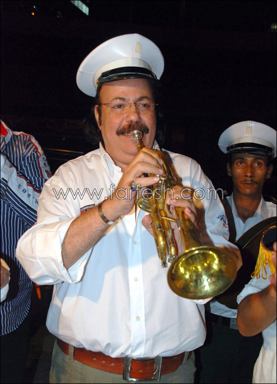 بالصور.. طلعت زكريا يخشى غدر الفن ويلجأ لمشروع خاص        صورة رقم 1