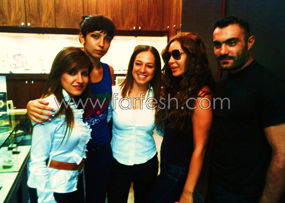 مسلسلات اون لاين يشارك نورهان فرحتها ويبارك لها بأغنيتها الجديدة        صورة رقم 5