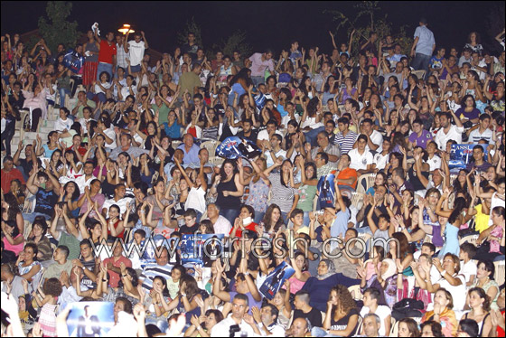 زحلة تكرم فارس الغناء العربي عاصي الحلاني  صورة رقم 2