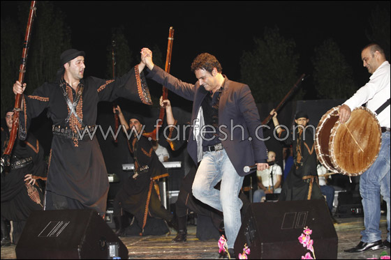 زحلة تكرم فارس الغناء العربي عاصي الحلاني  صورة رقم 11