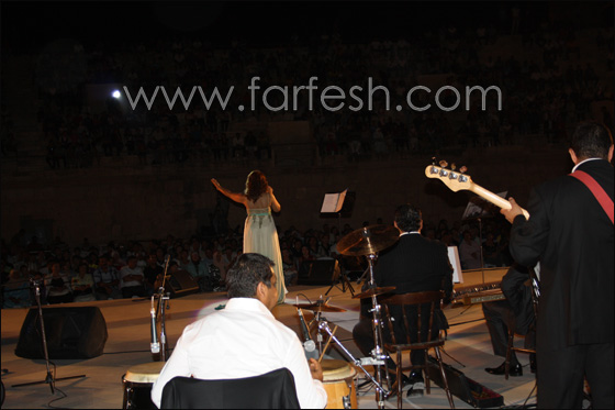 اماني السويسي تتألق في مهرجان الجم في تونس! صورة رقم 6 اماني السويسي تتألق في مهرجان الجم في تونس! صورة رقم 6