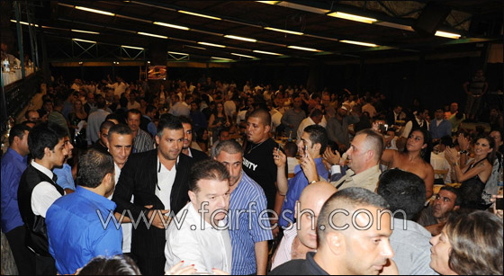 فارس كرم يضيء الفردوس برفقة سلطان الطرب!! صورة رقم 1 فارس كرم يضيء الفردوس برفقة سلطان الطرب!! صورة رقم 1