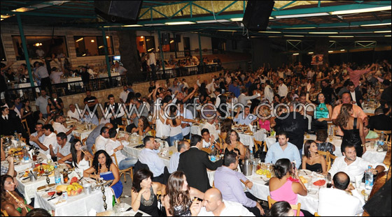 فارس كرم يضيء الفردوس برفقة سلطان الطرب!! صورة رقم 8 فارس كرم يضيء الفردوس برفقة سلطان الطرب!! صورة رقم 8