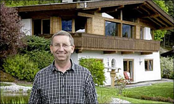 فازت بفيللا  مليونير نمساوي بعد شرائها تذكرة بقيمة 99 يورو  صورة رقم 2