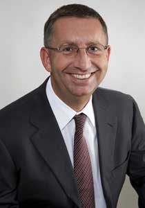 فازت بفيللا  مليونير نمساوي بعد شرائها تذكرة بقيمة 99 يورو  صورة رقم 1