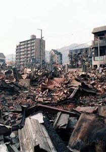 اعصار يقتلع قرية المانية وزلزال يشق المكسيك! صورة رقم 1