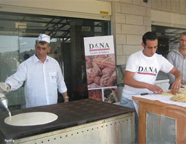 بيت لحم تستعد لدخول جينيس بقرص قطايف يزن 50 كيلوغرام صورة رقم 1